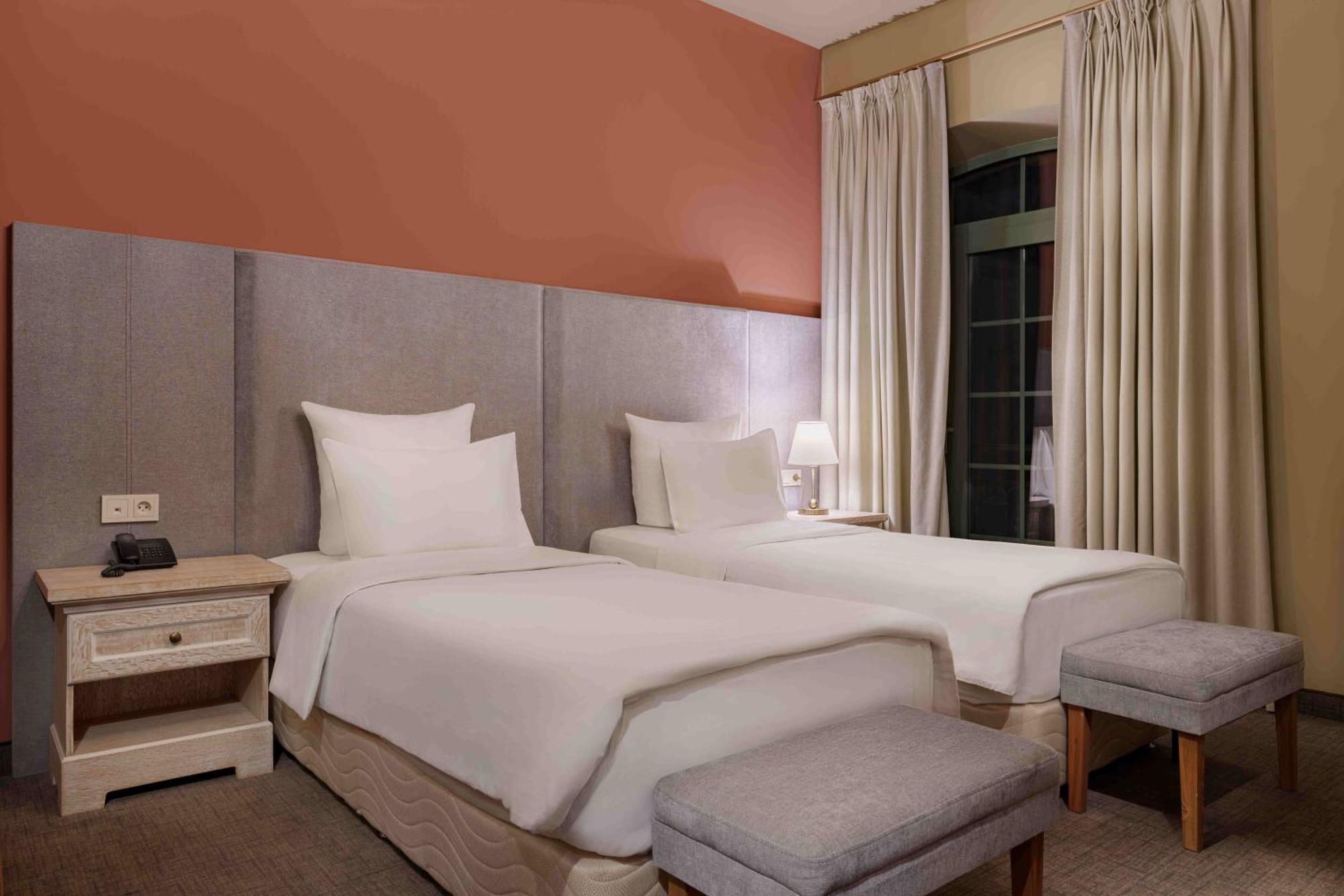 Grand Hotel Gyumri By Apricot Hotels Exterior foto