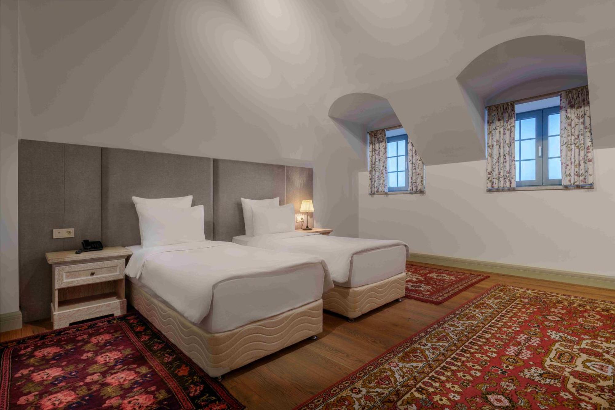 Grand Hotel Gyumri By Apricot Hotels Exterior foto